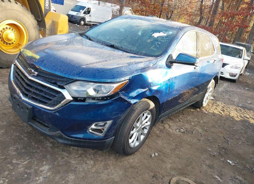 Photo 2 of 2019 Chevrolet Equinox LT (VIN 2GNAXKEVXK6993573)