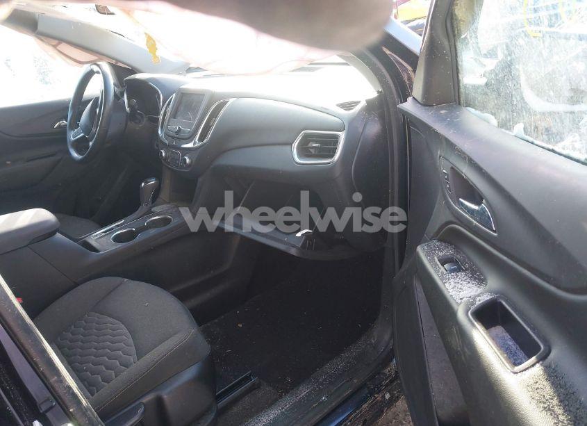 Photo 5 of 2020 Chevrolet Equinox FWD LT 1.5L TURBO (VIN 2GNAXKEVXL6101789)