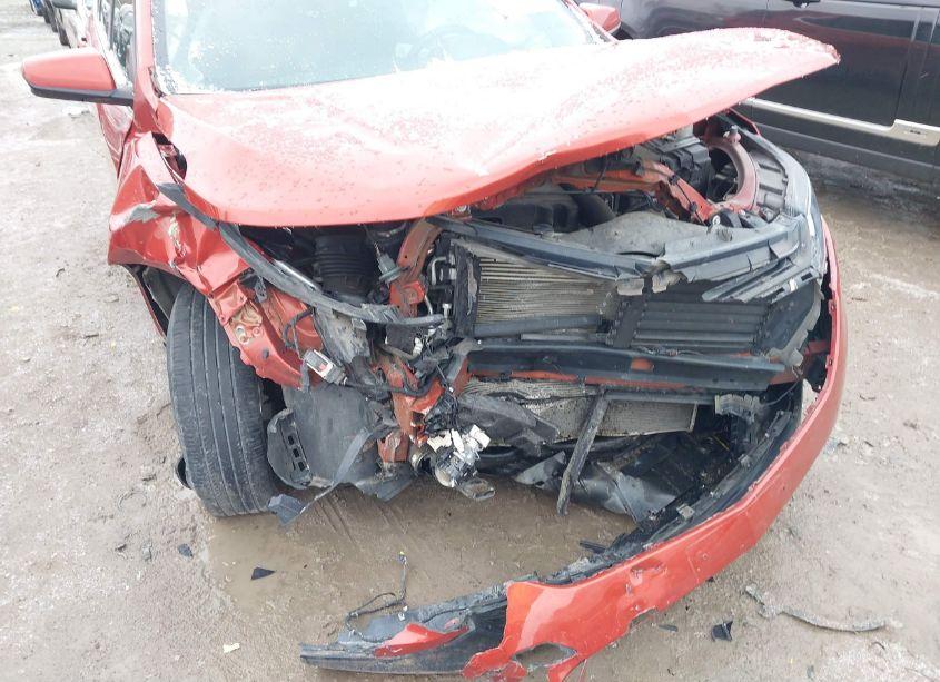 Photo 6 of 2020 Chevrolet Equinox FWD LT 1.5L TURBO (VIN 2GNAXKEVXL6106877)