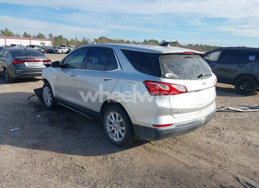 Photo 3 of 2020 Chevrolet Equinox FWD LT 1.5L TURBO (VIN 2GNAXKEVXL6108175)