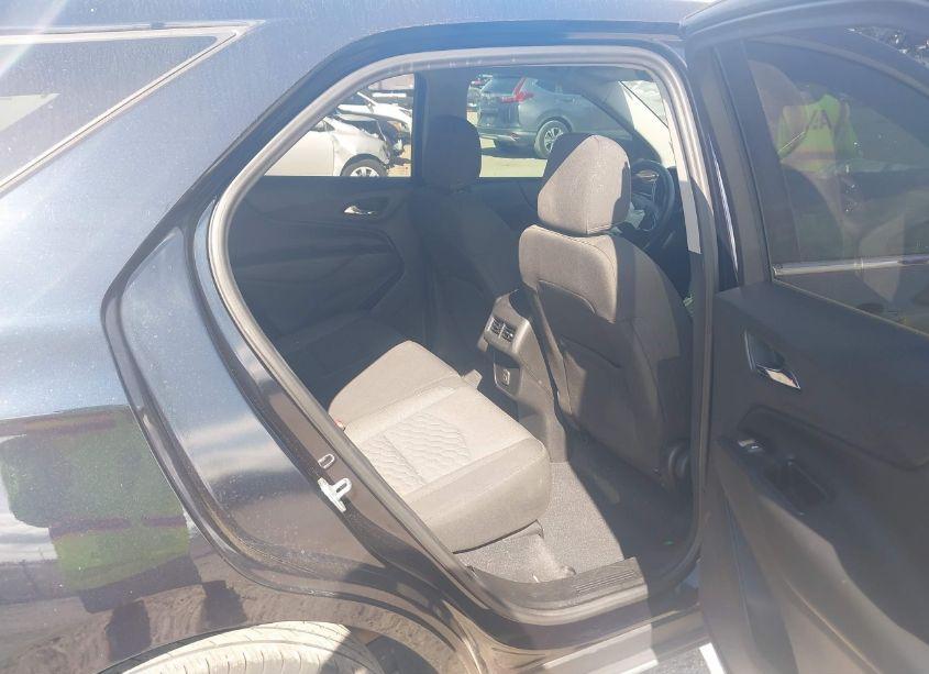 Photo 8 of 2020 Chevrolet Equinox FWD LT 1.5L TURBO (VIN 2GNAXKEVXL6166979)