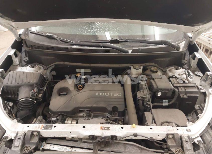 Photo 10 of 2020 Chevrolet Equinox FWD LT 1.5L TURBO (VIN 2GNAXKEVXL6169543)