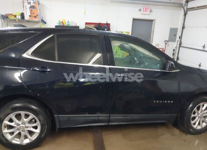 Photo 13 of 2020 Chevrolet Equinox FWD LT 1.5L TURBO (VIN 2GNAXKEVXL6187993)