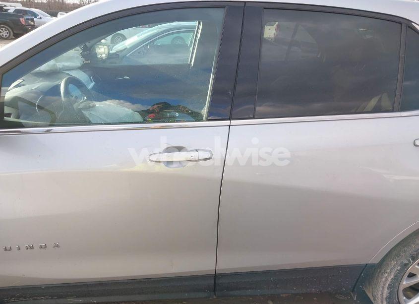 Photo 14 of 2020 Chevrolet Equinox FWD LT 1.5L TURBO (VIN 2GNAXKEVXL6212195)