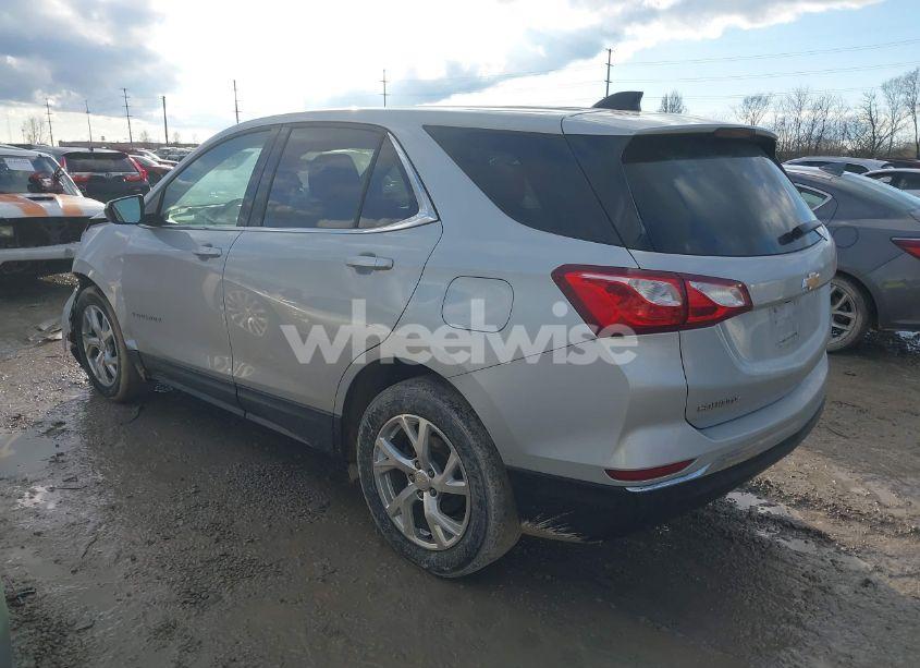 Photo 3 of 2020 Chevrolet Equinox FWD LT 1.5L TURBO (VIN 2GNAXKEVXL6212195)