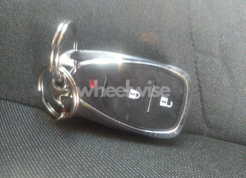 Photo 11 of 2020 Chevrolet Equinox FWD LT 1.5L TURBO (VIN 2GNAXKEVXL6245715)