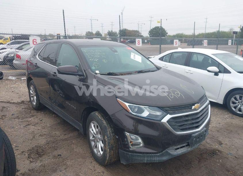 2020 Chevrolet Equinox FWD LT 1.5L TURBO (VIN 2GNAXKEVXL6258836) main photo