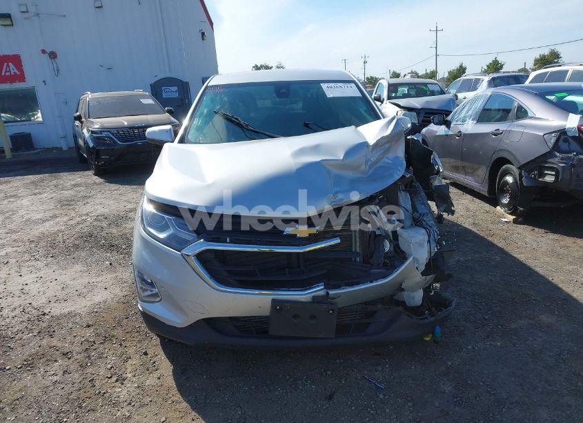 Photo 12 of 2021 Chevrolet Equinox FWD LT (VIN 2GNAXKEVXM6117587)