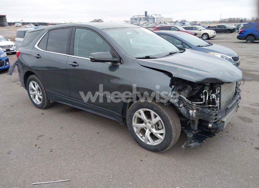2018 Chevrolet Equinox LT (VIN 2GNAXKEX2J6202985) main photo