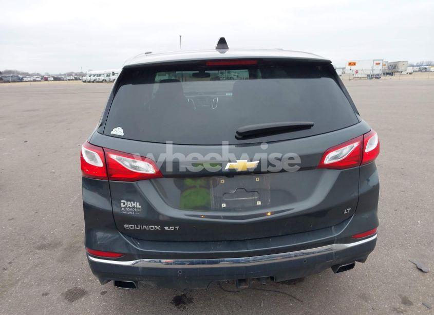 Photo 17 of 2018 Chevrolet Equinox LT (VIN 2GNAXKEX2J6202985)