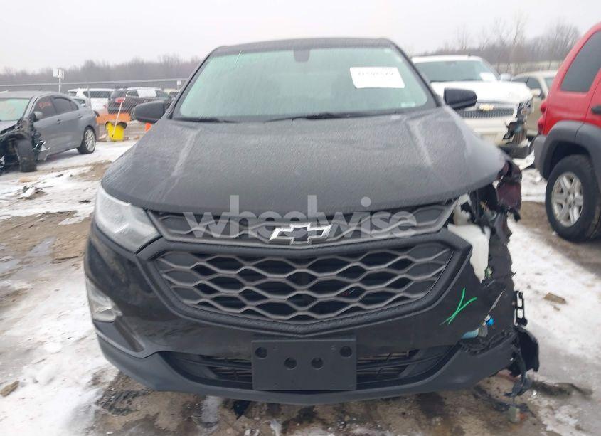 Photo 12 of 2018 Chevrolet Equinox LT (VIN 2GNAXKEX2J6348724)