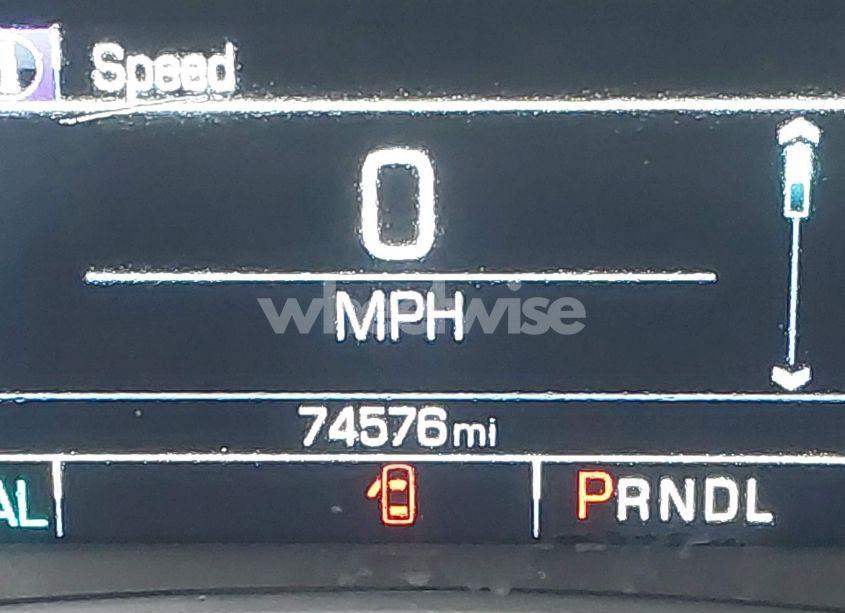 Photo 15 of 2018 Chevrolet Equinox LT (VIN 2GNAXKEX2J6348724)