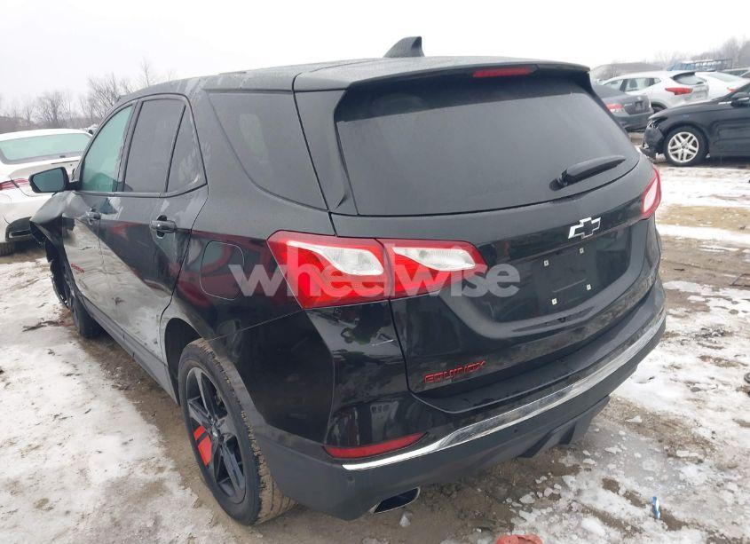 Photo 3 of 2018 Chevrolet Equinox LT (VIN 2GNAXKEX2J6348724)