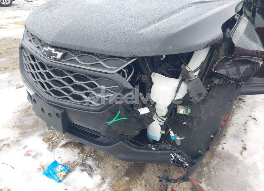 Photo 6 of 2018 Chevrolet Equinox LT (VIN 2GNAXKEX2J6348724)