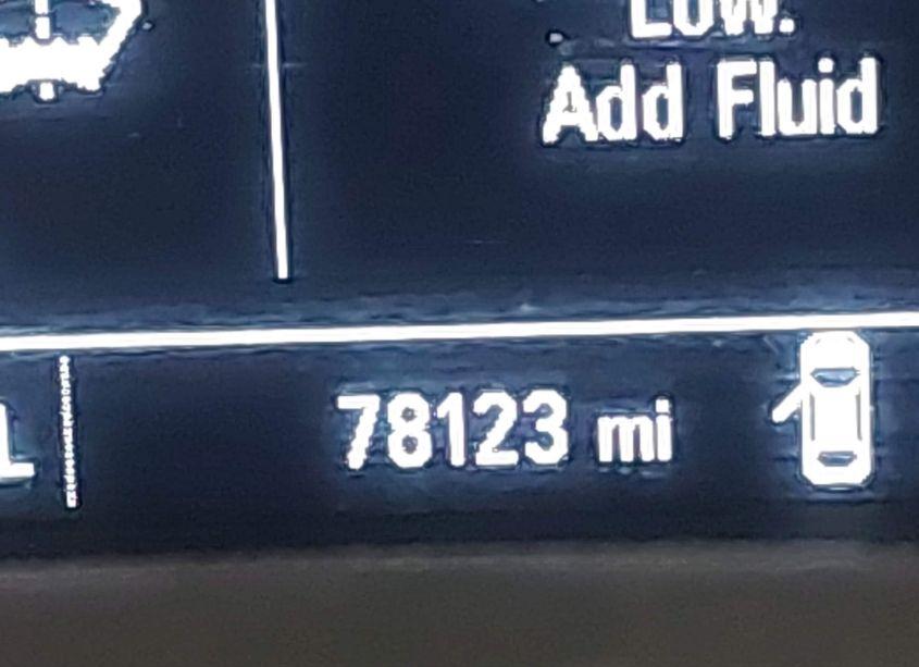 Photo 15 of 2018 Chevrolet Equinox LT (VIN 2GNAXKEX5J6171246)