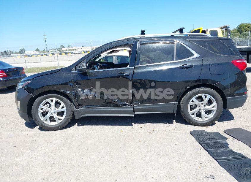 Photo 14 of 2018 Chevrolet Equinox LT (VIN 2GNAXKEX5J6320898)