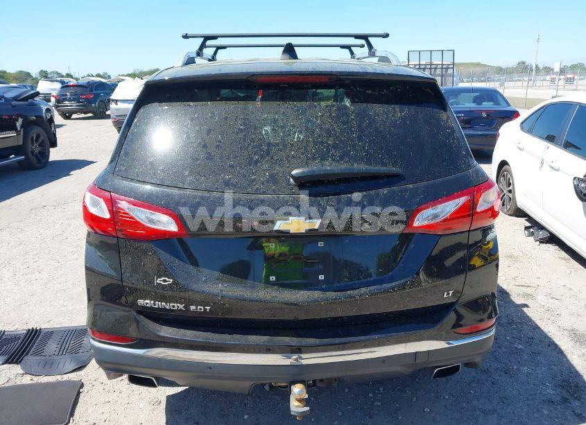 Photo 16 of 2018 Chevrolet Equinox LT (VIN 2GNAXKEX5J6320898)