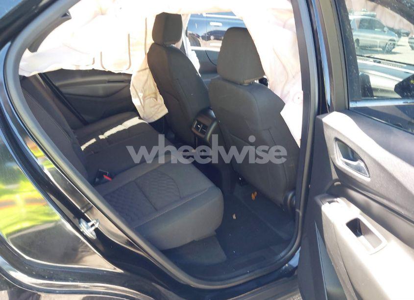 Photo 8 of 2018 Chevrolet Equinox LT (VIN 2GNAXKEX5J6320898)