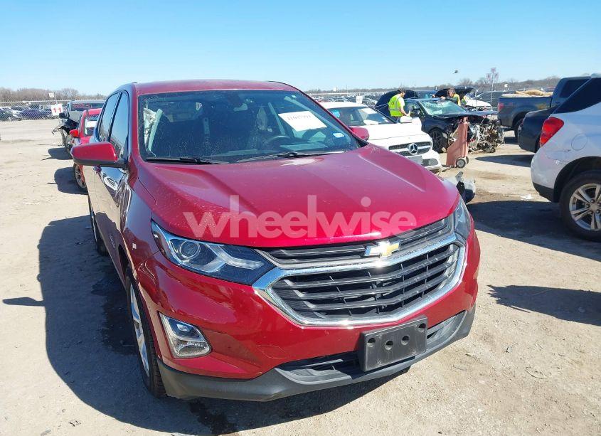 2018 Chevrolet Equinox LT (VIN 2GNAXKEX6J6154021) main photo