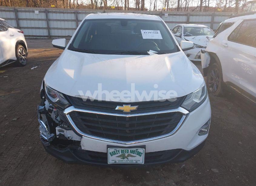 Photo 12 of 2018 Chevrolet Equinox LT (VIN 2GNAXKEX6J6192932)