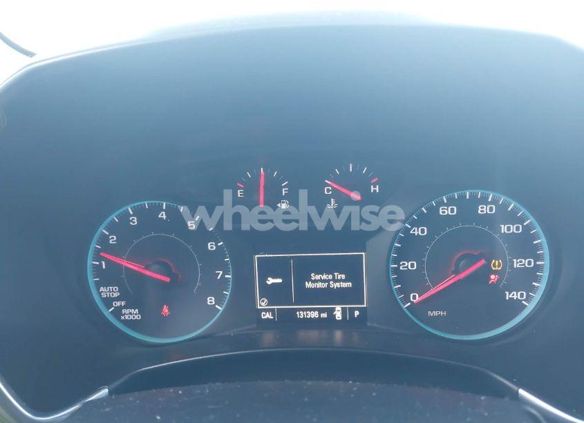 Photo 15 of 2018 Chevrolet Equinox LT (VIN 2GNAXKEX6J6192932)