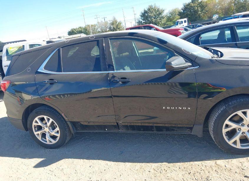 Photo 13 of 2018 Chevrolet Equinox LT (VIN 2GNAXKEX7J6217062)