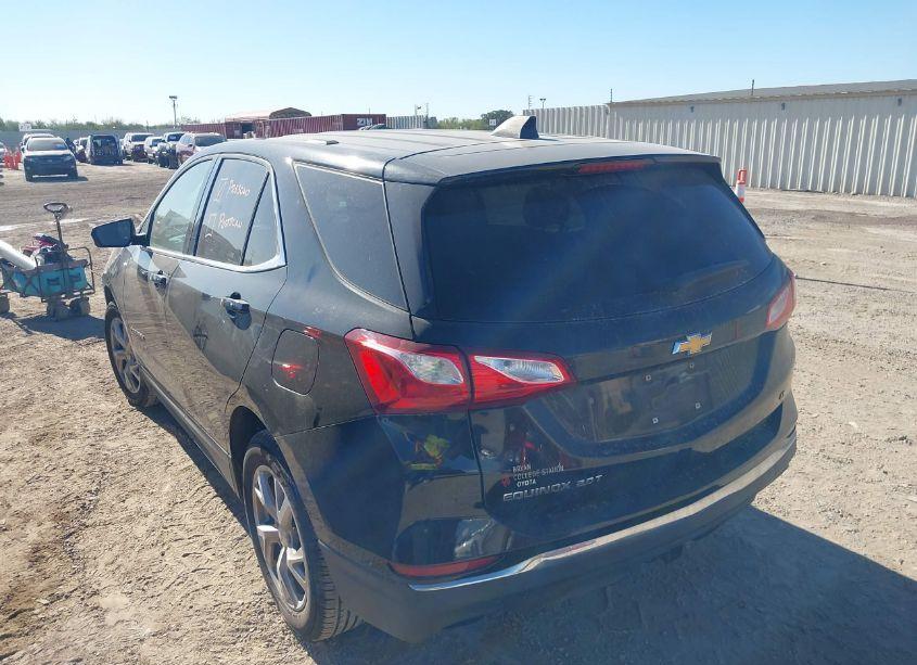 Photo 3 of 2018 Chevrolet Equinox LT (VIN 2GNAXKEX7J6217062)