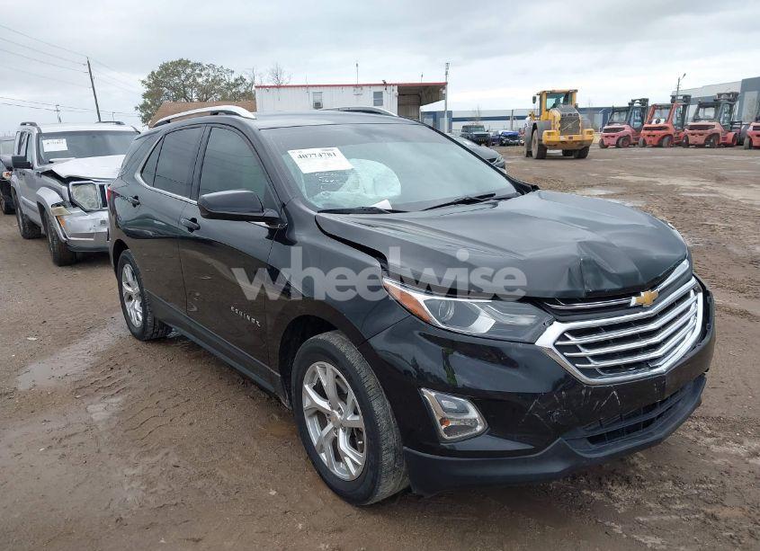 2018 Chevrolet Equinox LT (VIN 2GNAXKEX7J6264687) main photo