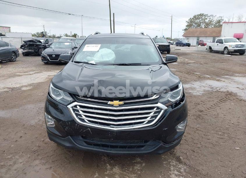 Photo 12 of 2018 Chevrolet Equinox LT (VIN 2GNAXKEX7J6264687)