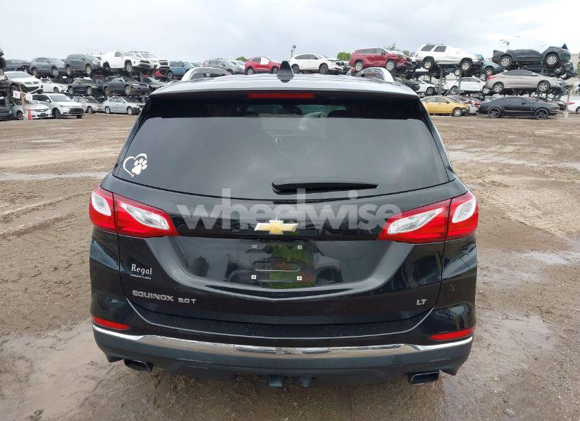 Photo 16 of 2018 Chevrolet Equinox LT (VIN 2GNAXKEX7J6264687)