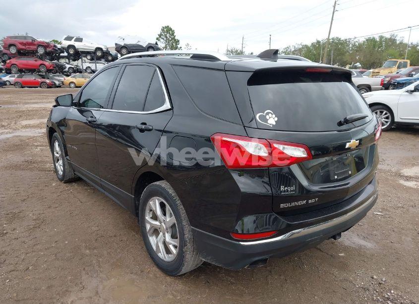 Photo 3 of 2018 Chevrolet Equinox LT (VIN 2GNAXKEX7J6264687)