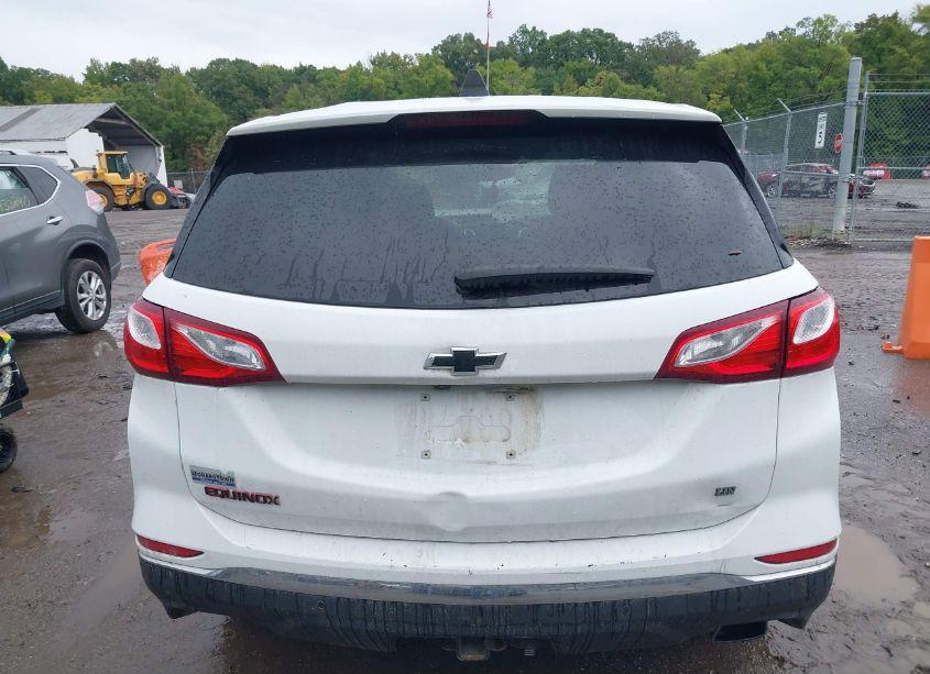 Photo 17 of 2018 Chevrolet Equinox LT (VIN 2GNAXKEX7J6304671)