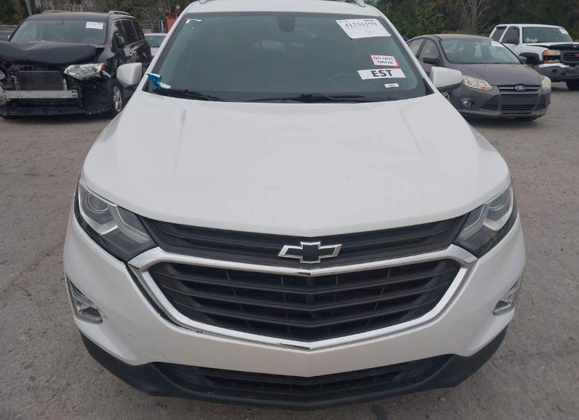 Photo 13 of 2018 Chevrolet Equinox LT (VIN 2GNAXKEX7J6311314)