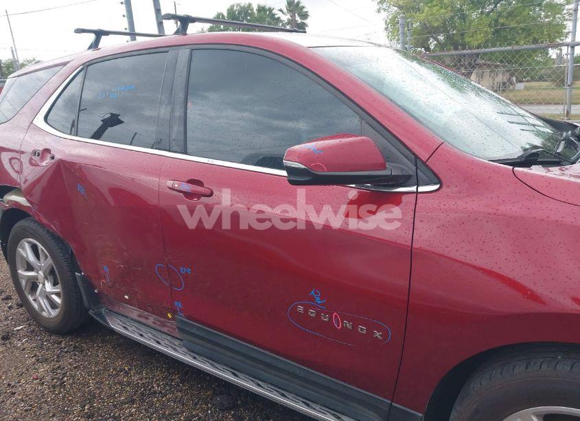 Photo 14 of 2018 Chevrolet Equinox LT (VIN 2GNAXKEX8J6189045)