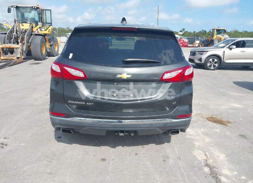Photo 17 of 2018 Chevrolet Equinox LT (VIN 2GNAXKEX9J6200733)