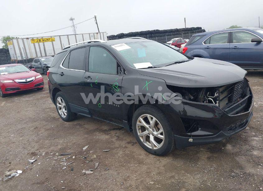2018 Chevrolet Equinox LT (VIN 2GNAXKEX9J6283919) main photo