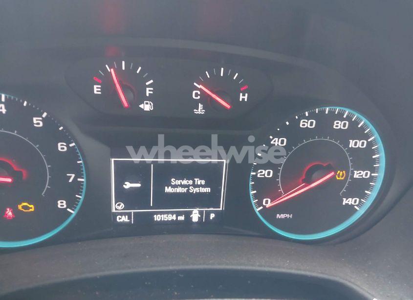 Photo 16 of 2018 Chevrolet Equinox LT (VIN 2GNAXKEX9J6283919)