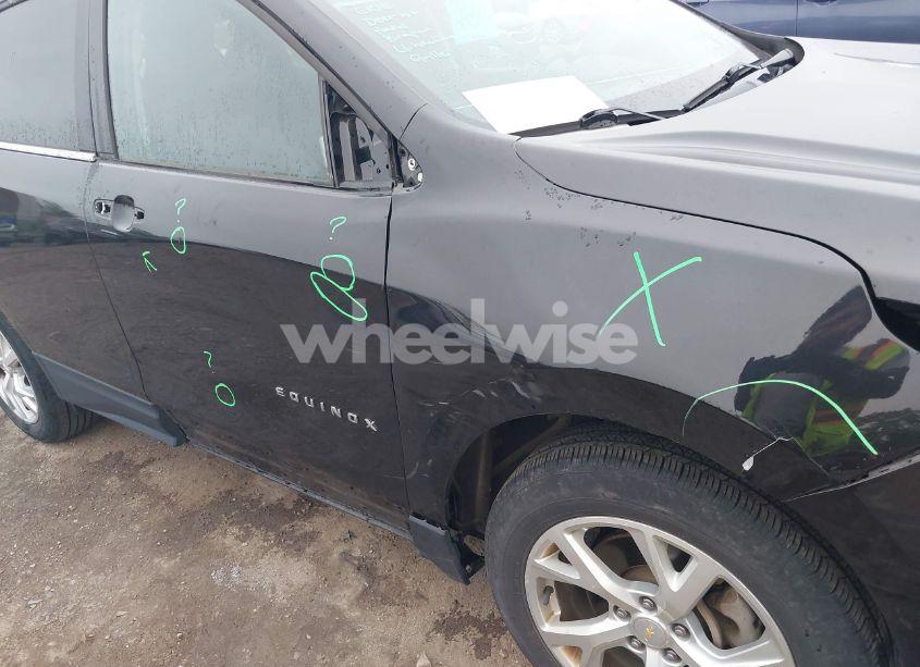 Photo 21 of 2018 Chevrolet Equinox LT (VIN 2GNAXKEX9J6283919)