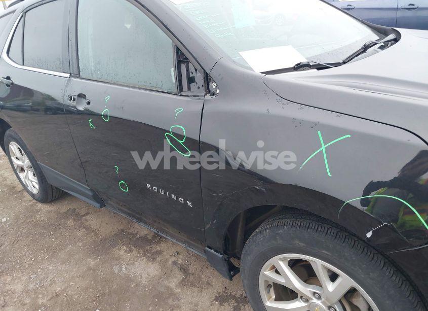 Photo 22 of 2018 Chevrolet Equinox LT (VIN 2GNAXKEX9J6283919)