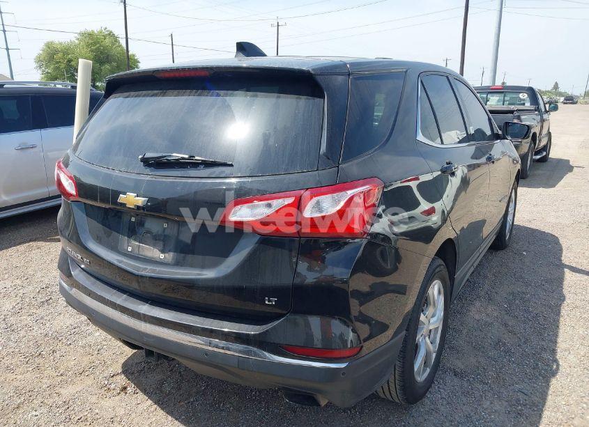 Photo 4 of 2018 Chevrolet Equinox LT (VIN 2GNAXKEXXJ6173624)