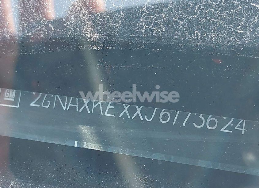 Photo 9 of 2018 Chevrolet Equinox LT (VIN 2GNAXKEXXJ6173624)