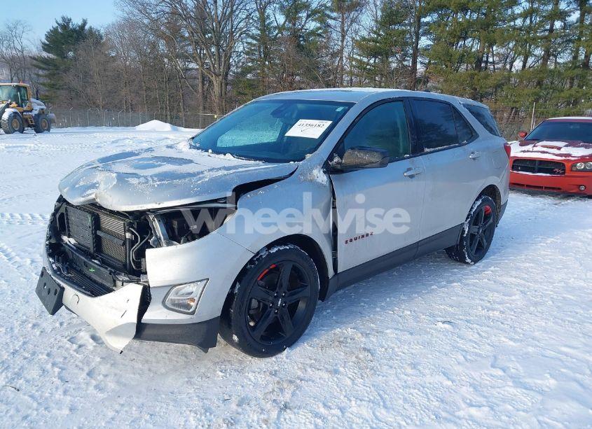Photo 2 of 2020 Chevrolet Equinox FWD LT 2.0L TURBO (VIN 2GNAXLEX0L6119774)