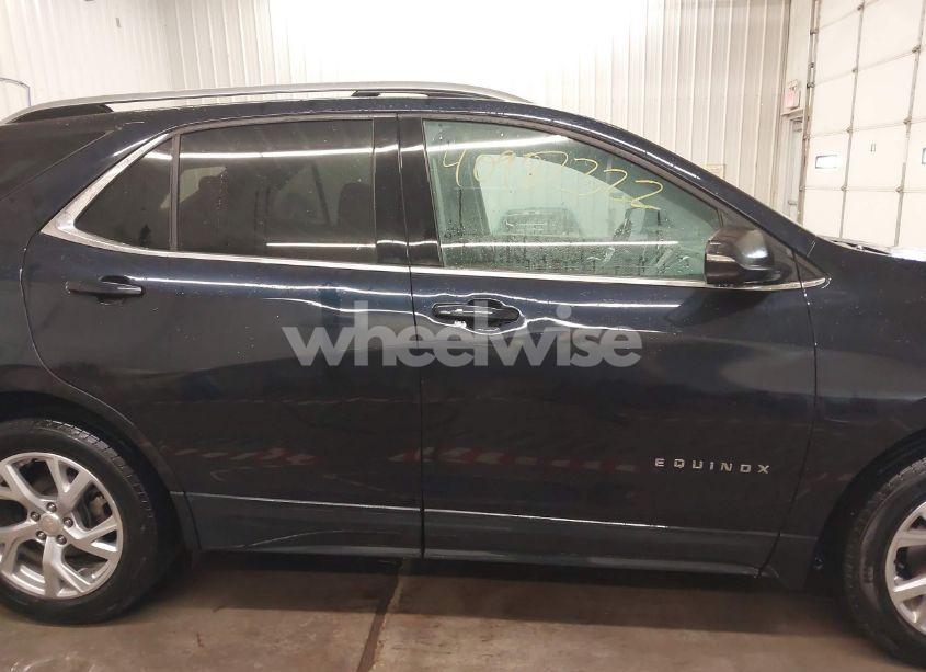 Photo 13 of 2020 Chevrolet Equinox FWD LT 2.0L TURBO (VIN 2GNAXLEX1L6206969)