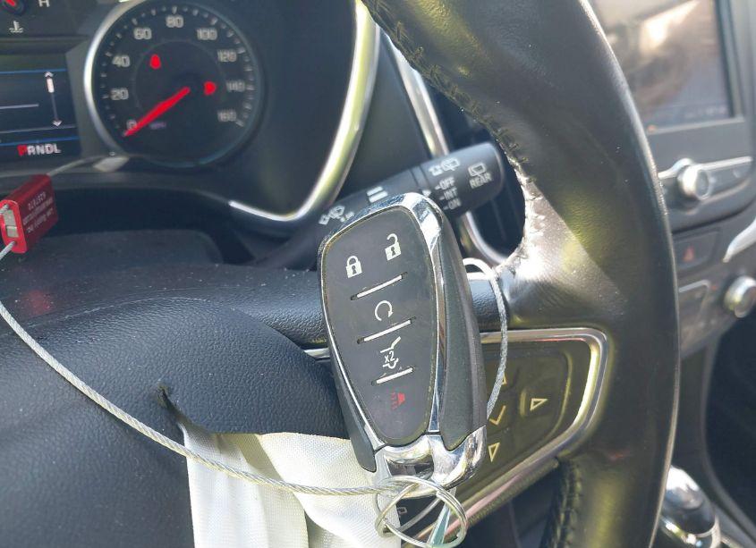 Photo 11 of 2019 Chevrolet Equinox LT (VIN 2GNAXLEX2K6190022)