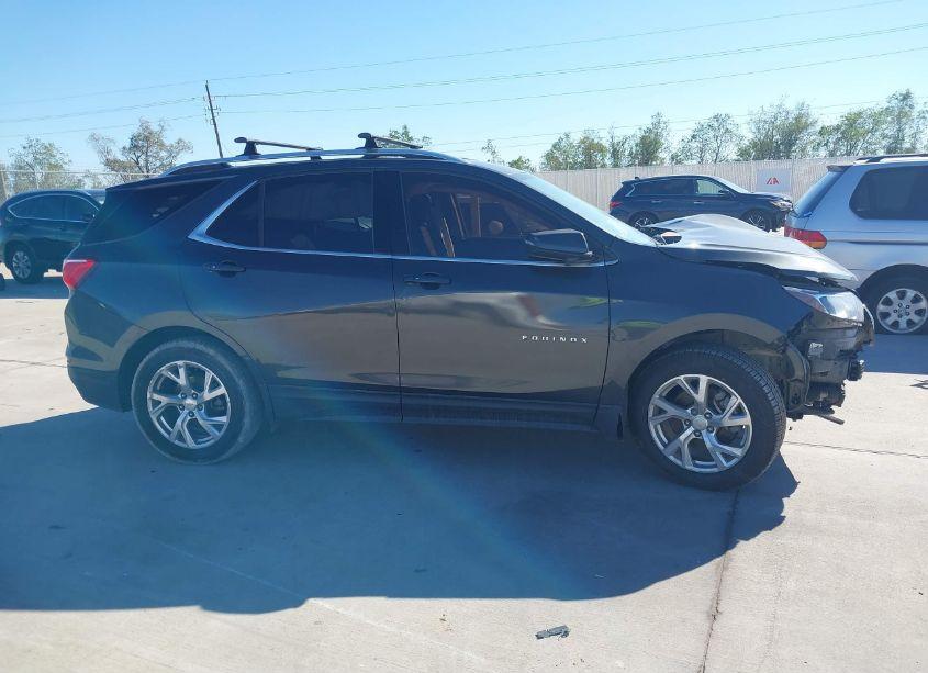 Photo 13 of 2019 Chevrolet Equinox LT (VIN 2GNAXLEX2K6190022)