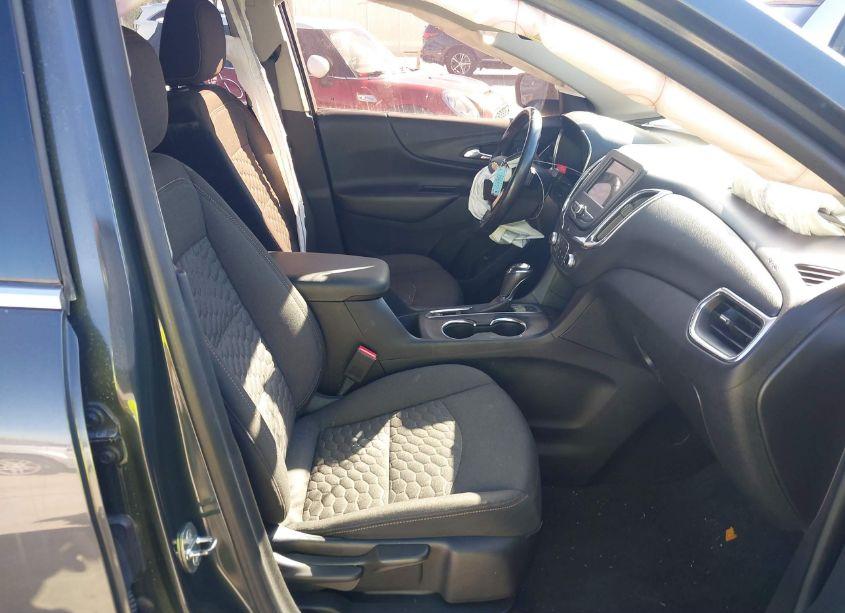Photo 5 of 2019 Chevrolet Equinox LT (VIN 2GNAXLEX2K6190022)
