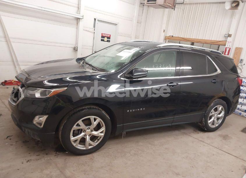 Photo 14 of 2020 Chevrolet Equinox FWD LT 2.0L TURBO (VIN 2GNAXLEX2L6181757)