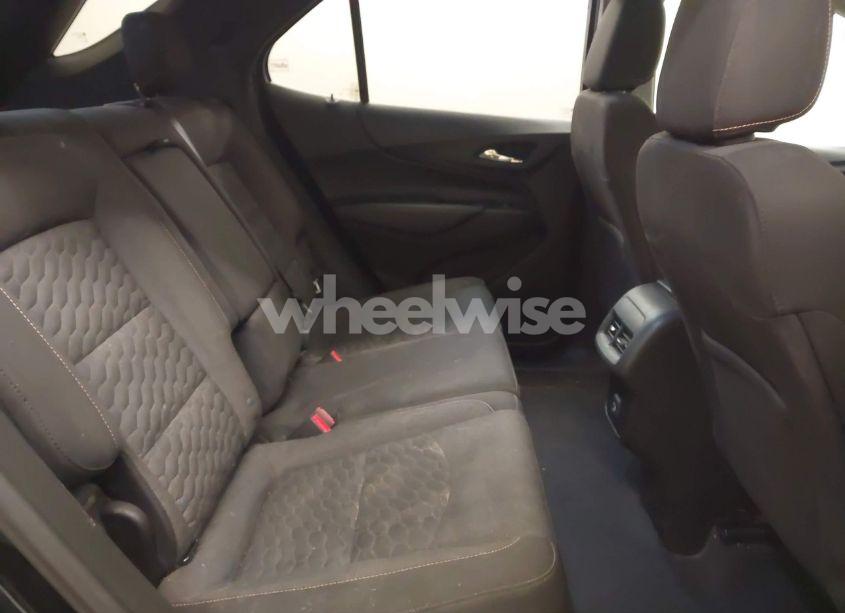 Photo 8 of 2020 Chevrolet Equinox FWD LT 2.0L TURBO (VIN 2GNAXLEX2L6181757)