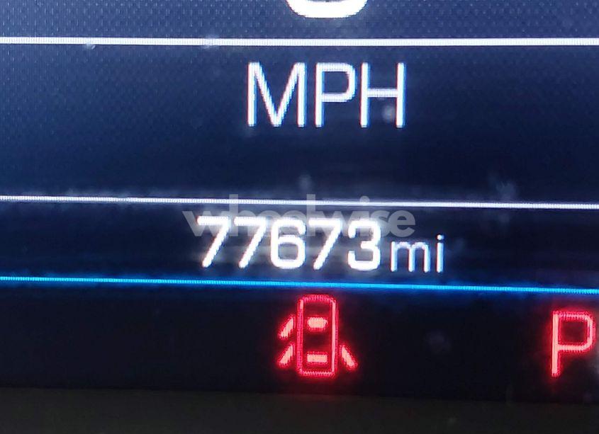 Photo 16 of 2019 Chevrolet Equinox LT (VIN 2GNAXLEX3K6186898)