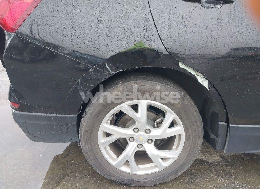 Photo 20 of 2019 Chevrolet Equinox LT (VIN 2GNAXLEX3K6186898)